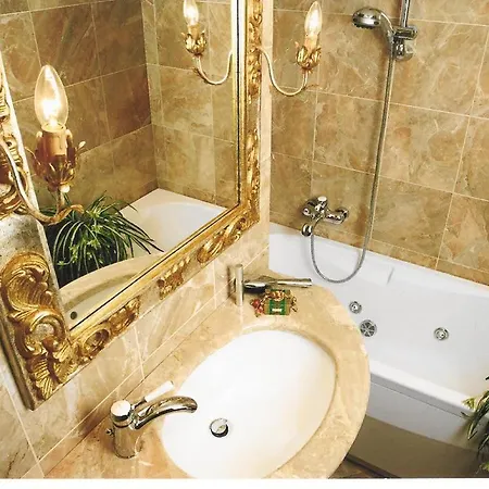 Panada D Gasthuis 3*